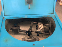 Charger l'image dans la galerie, Degussa Degutron Gußschleuder, Vakuumdruckgußgerät, Gießgerät, induktionsgießgerät