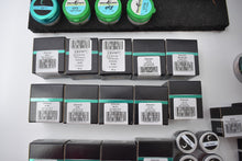 Laden Sie das Bild in den Galerie-Viewer, Heraeus Kulzer, Hera Ceram, zirkonia, saphir  Keramikmassen,