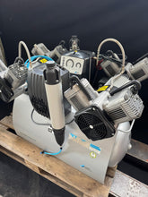 Laden Sie das Bild in den Galerie-Viewer, Dürr Dental Kompressor SILVER AIRLINE