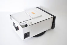 Laden Sie das Bild in den Galerie-Viewer, Freuding Labors AT Absauganlage, Untertischabsaugung