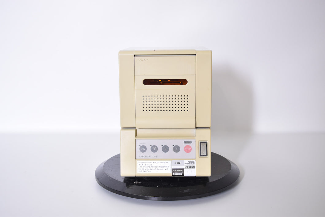 GC Labolight LV-III Lichthärtegerät