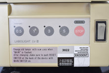 Charger l&#39;image dans la galerie, GC Labolight LV-III  Lichthärtegerät