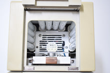 Laden Sie das Bild in den Galerie-Viewer, GC Labolight LV-III Lichthärtegerät