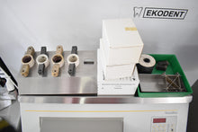 Laden Sie das Bild in den Galerie-Viewer, Bego Nautilus T Vakuum Druck Druckgussgerät Gussgerät, Gießgerät mit Zubehör