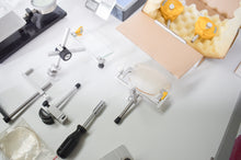 Laden Sie das Bild in den Galerie-Viewer, SAM Gesichtsbogen (Face‑bow) Präzisionsinstrumente,Transfer‑Zubehör