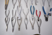 Laden Sie das Bild in den Galerie-Viewer, Dental Instrumente, KFO Zangen