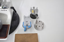 Laden Sie das Bild in den Galerie-Viewer, Degussa F1 Fräsgerät mit Lampe, Modelltisch, Frästisch &amp; Zubehör