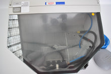 Laden Sie das Bild in den Galerie-Viewer, Renfert Basic Quattro is 3 Kammer Sandstrahler, Zahntechnik