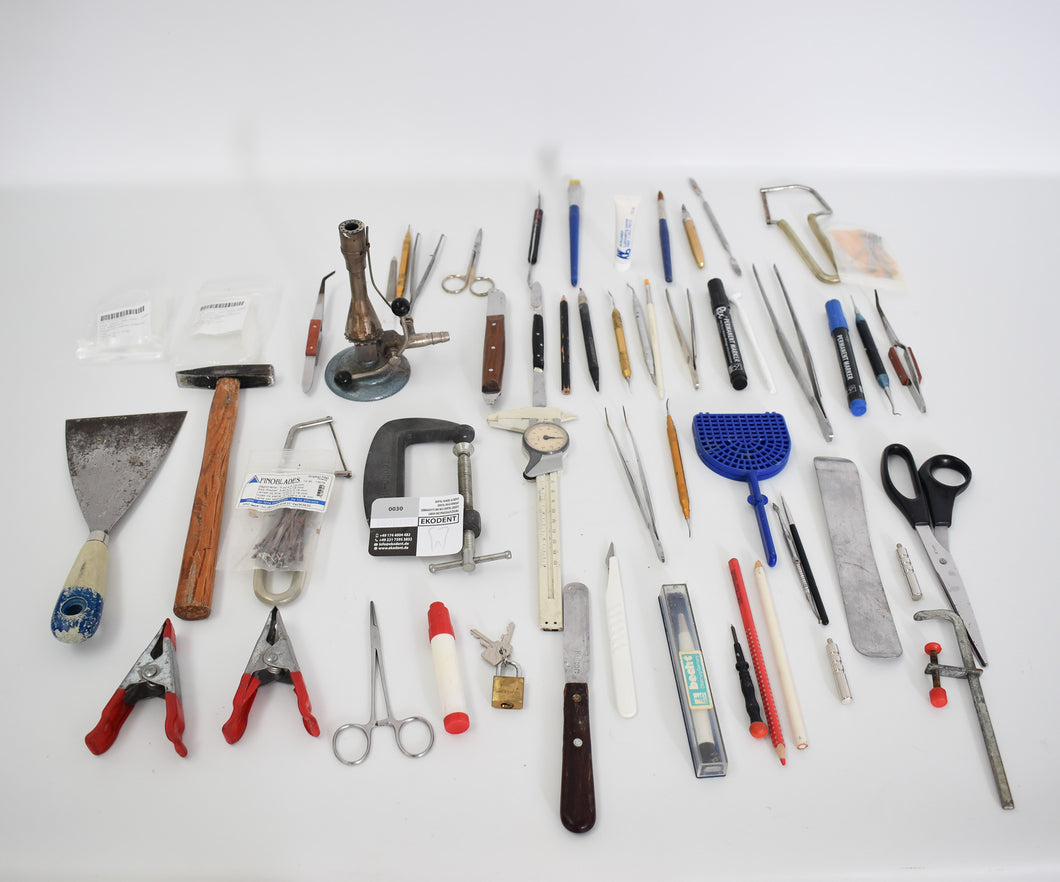 Verschiedene Instrumente, für Zahnlabor