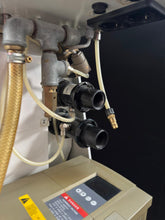 Laden Sie das Bild in den Galerie-Viewer, Zubler VARIOmatic FZ2 – 4-Platz Untertisch-Absauganlage