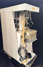 Laden Sie das Bild in den Galerie-Viewer, Zubler VARIOmatic FZ2 – 4-Platz Untertisch-Absauganlage