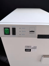 Laden Sie das Bild in den Galerie-Viewer, Zubler VARIOmatic FZ2 – 4-Platz Untertisch-Absauganlage