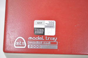 Model-Trat, Model-cut 2000, Modellsäge mit Absaugung